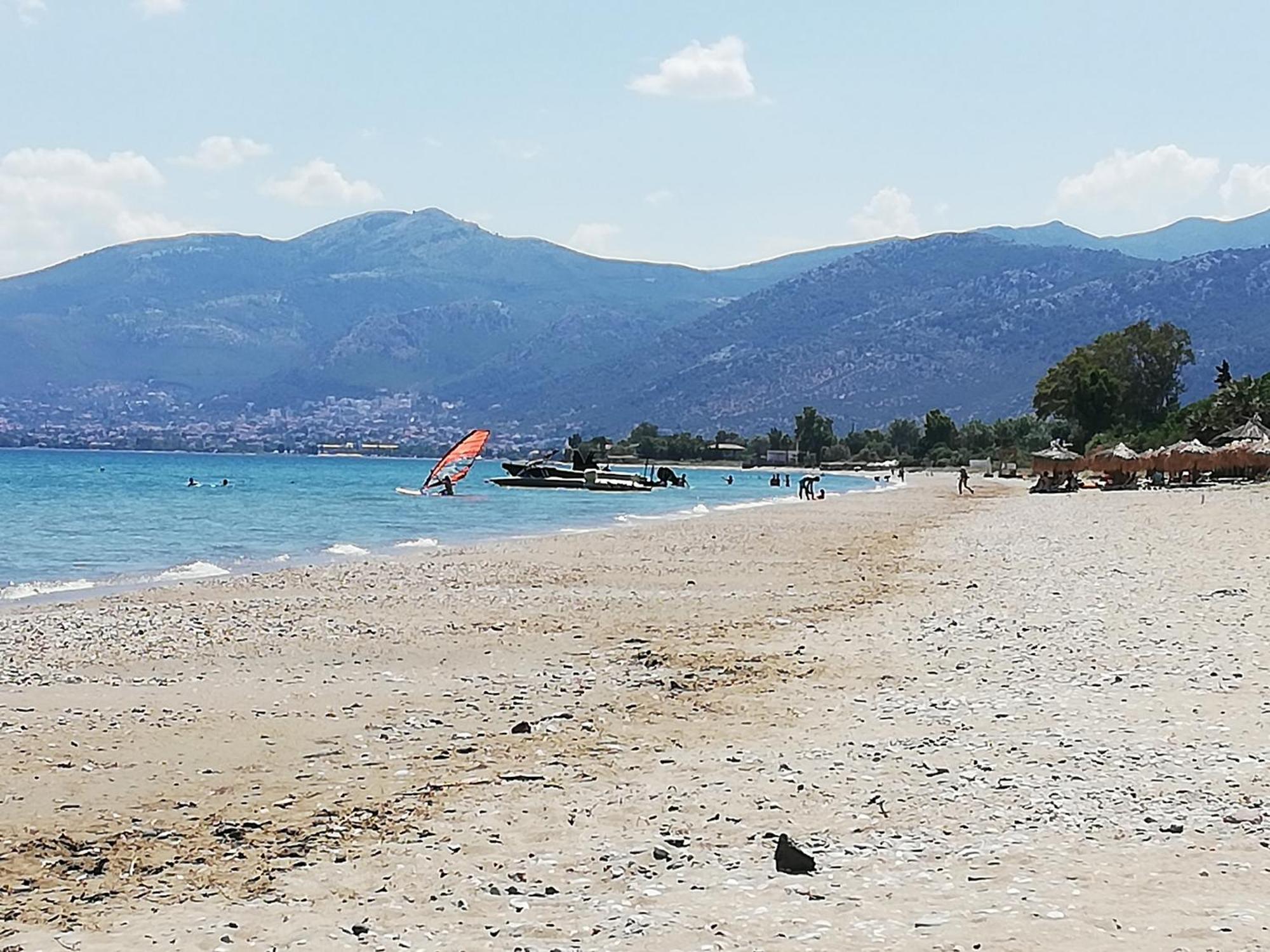 Marathon Beachside Villa 100M From The Beach Schinias Exterior foto