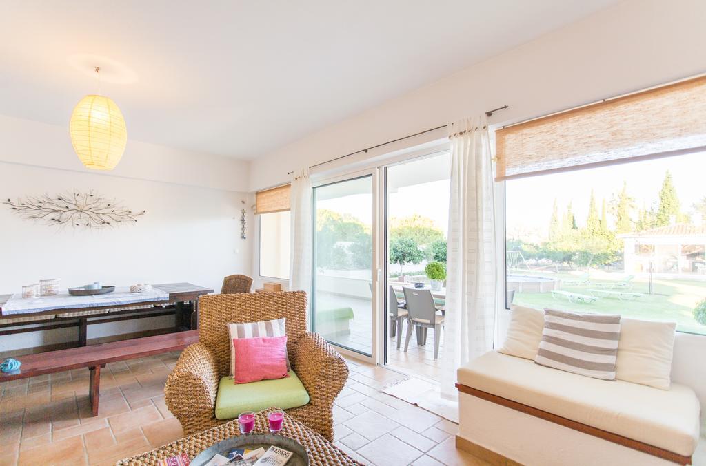 Marathon Beachside Villa 100M From The Beach Schinias Exterior foto